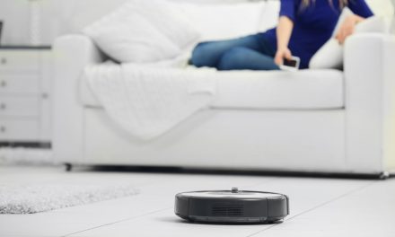Odkurzacz ręczny czy robot sprzątający – co lepiej wybrać?